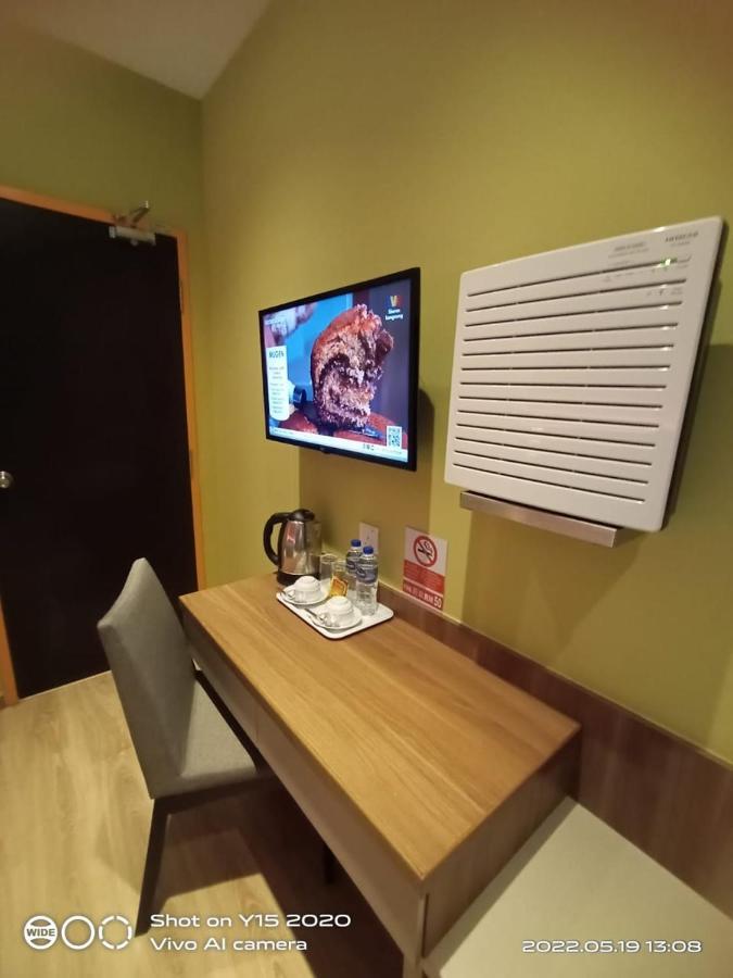 Yee Hotel Permas Jaya Johor Bahru Esterno foto