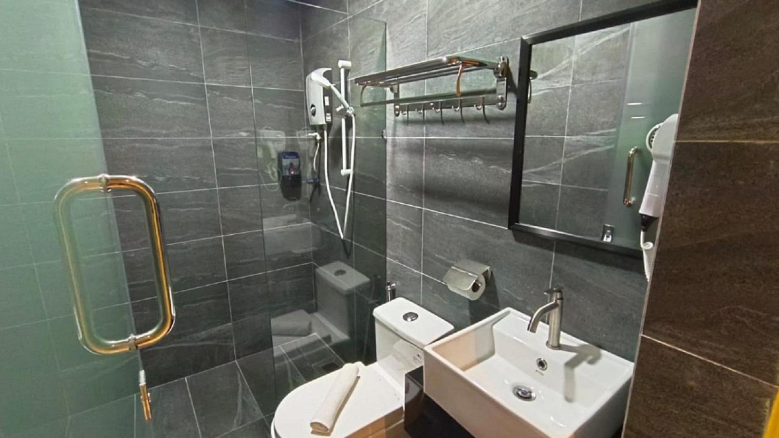 Yee Hotel Permas Jaya Johor Bahru Esterno foto