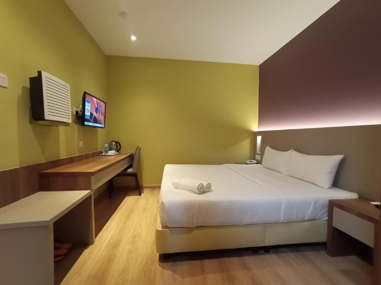 Yee Hotel Permas Jaya Johor Bahru Esterno foto
